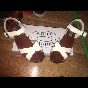 Steve Madden sandals